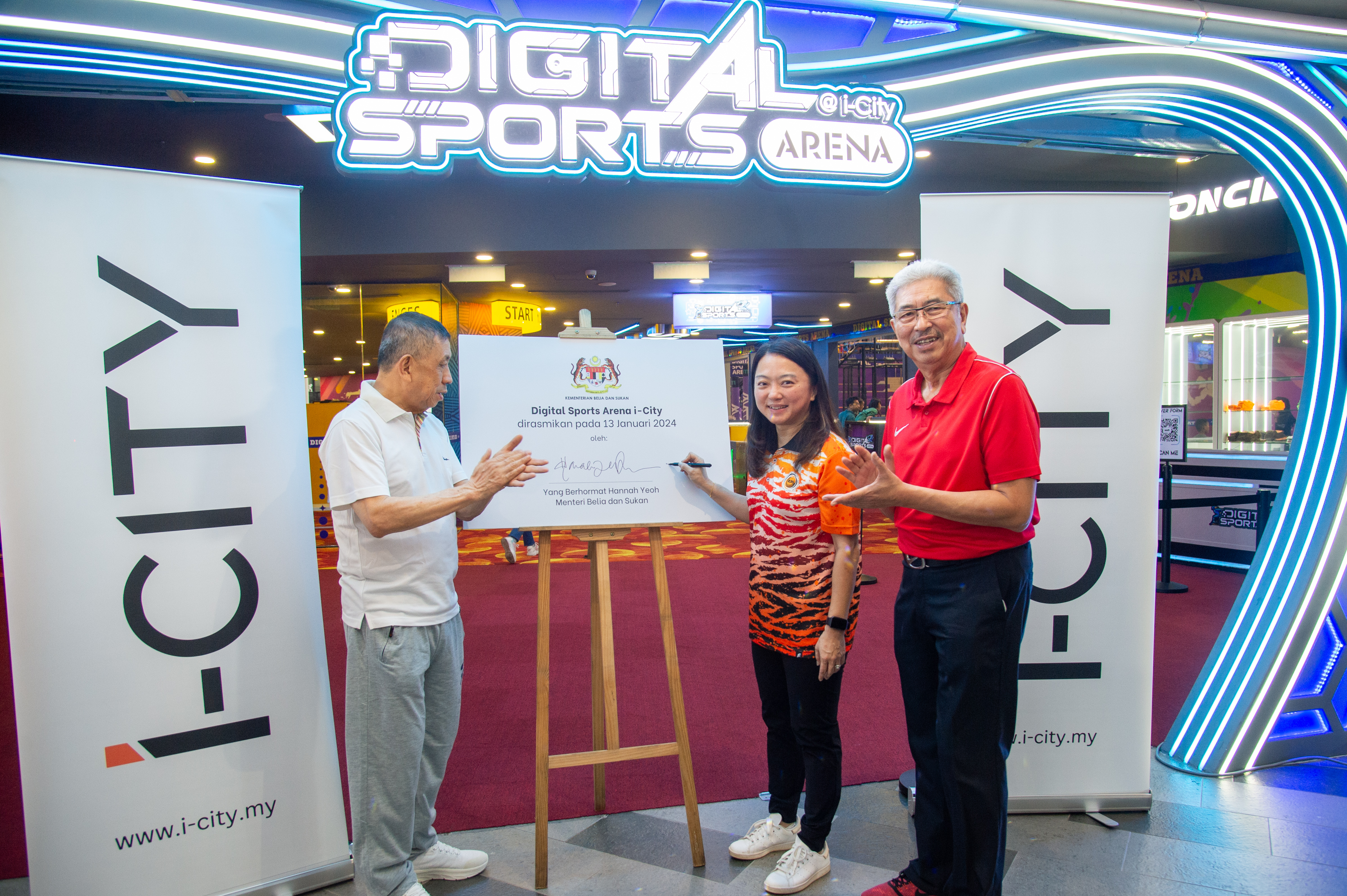 Majlis Perasmian Digital Sports Arena i-City