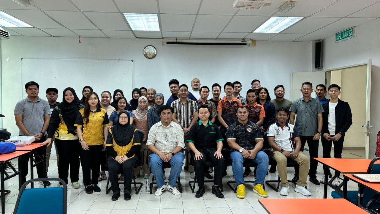 Kursus Pengurusan Berkesan Pertubuhan Belia Zon Sarawak (Kuching)